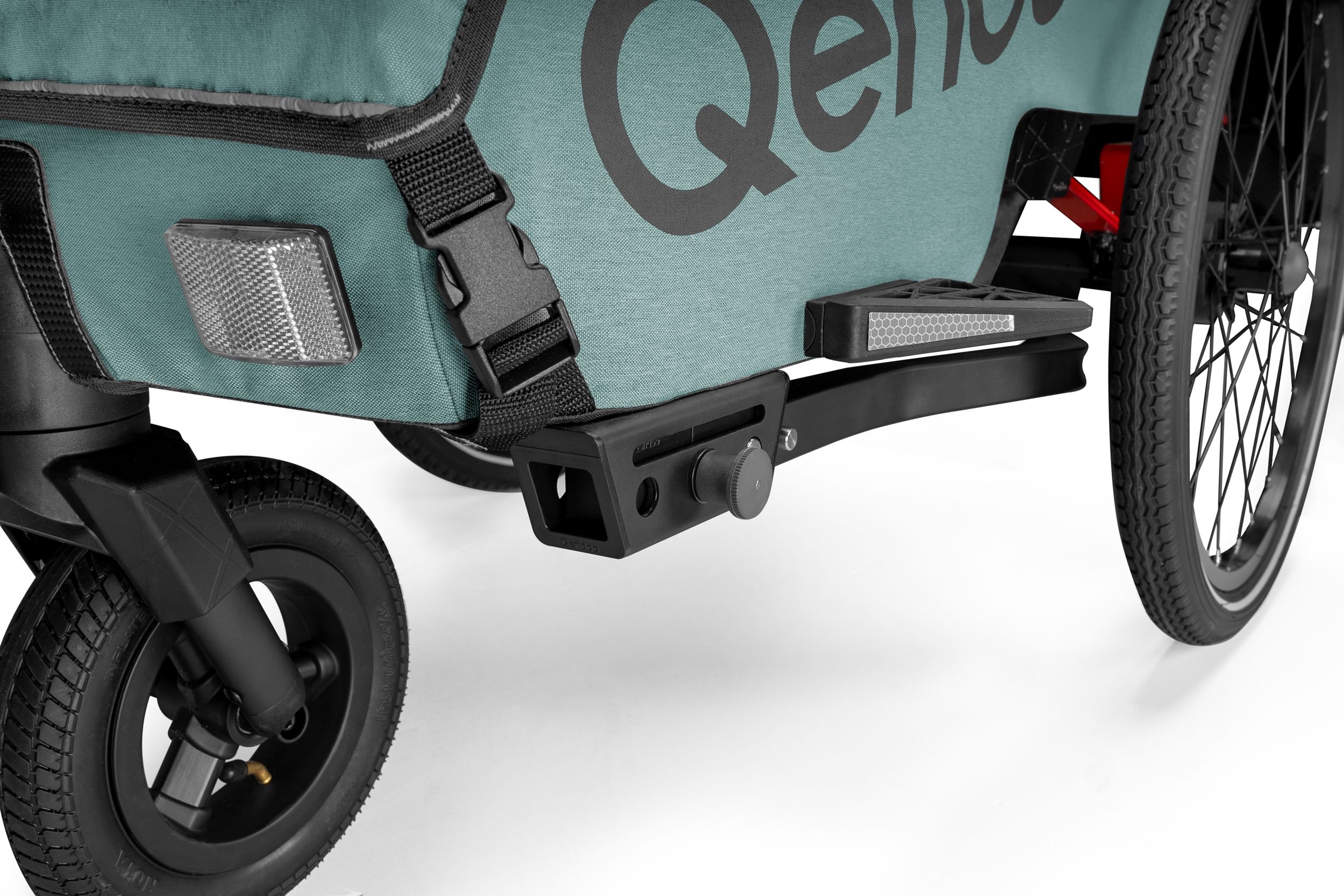 014_QUPA_Plus_Deichselaufnahme_2500px_RGB